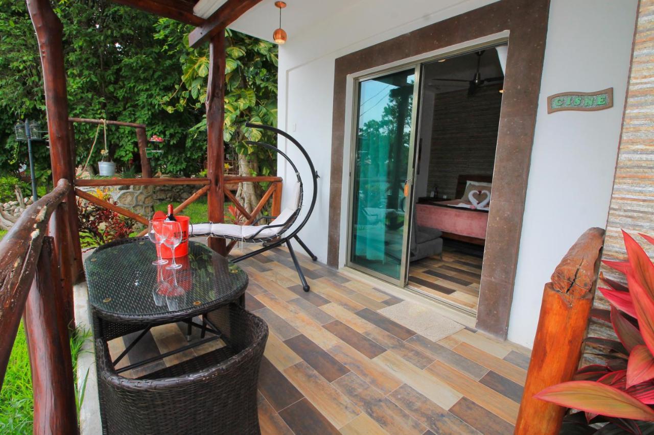 Hotel Pancho Villas Bacalar - Free Bikes And Paddles Exterior photo