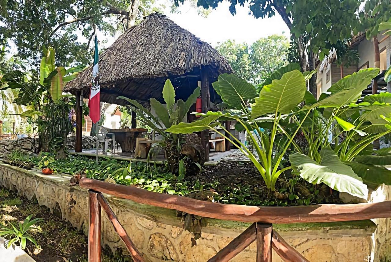 Hotel Pancho Villas Bacalar - Free Bikes And Paddles Exterior photo