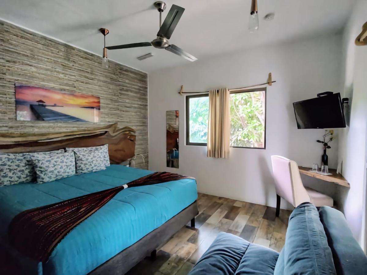 Hotel Pancho Villas Bacalar - Free Bikes And Paddles Exterior photo