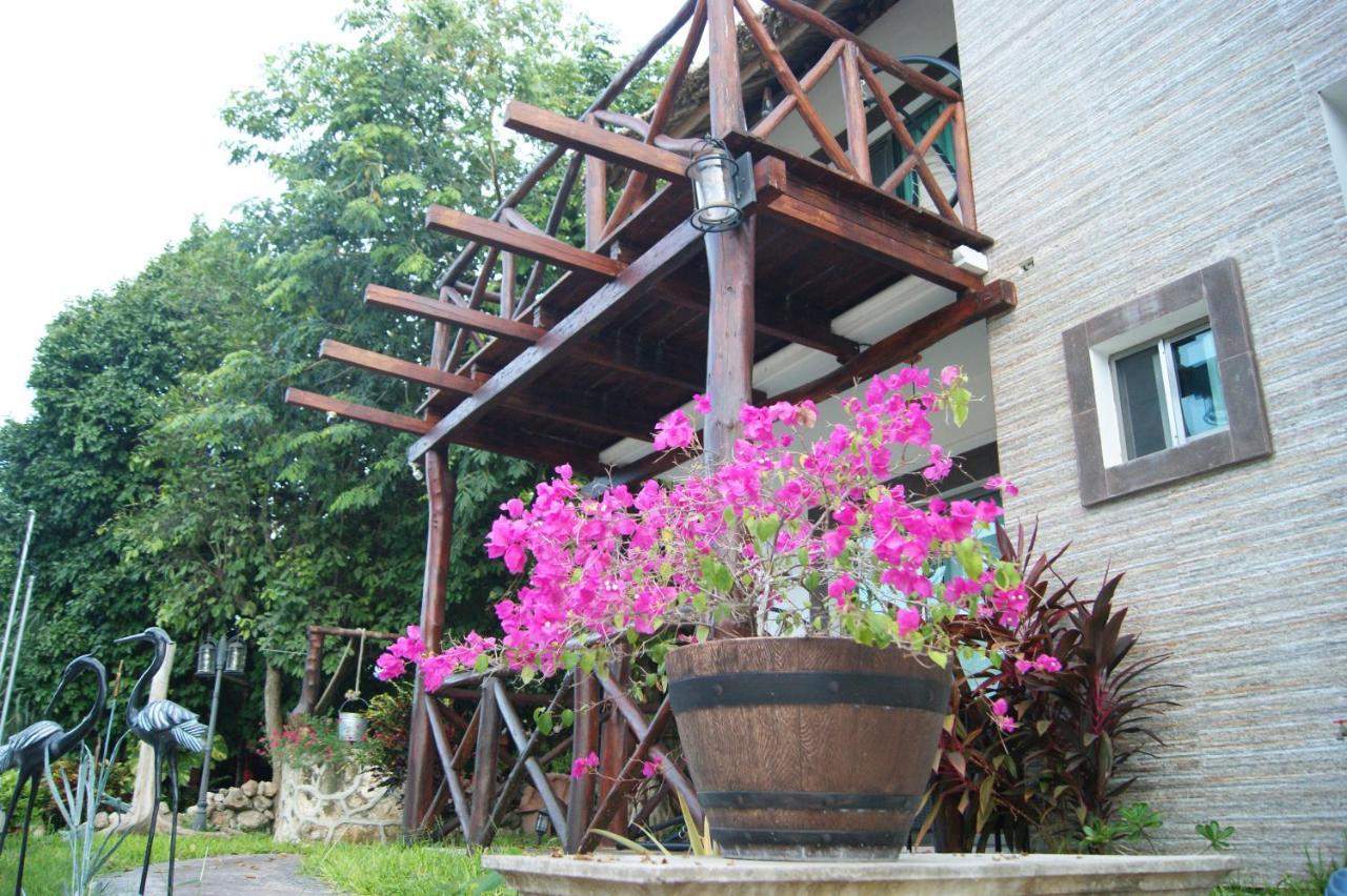 Hotel Pancho Villas Bacalar - Free Bikes And Paddles Exterior photo